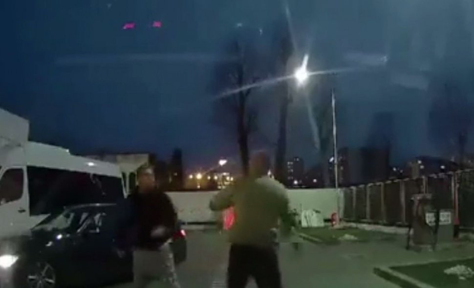 Bătaie între șoferi într-o benzinărie din Cluj - VIDEO