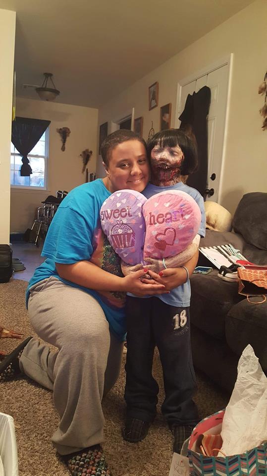 S-a îndrăgostit la 20 de ani și și-a anunțat apropiații că se mărită. Toți au avut un șoc când au văzut cine era partenerul său (FOTO) 577285