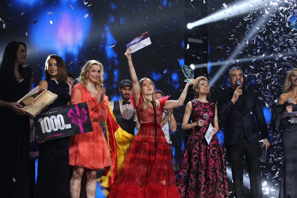 Surpriză la Eurovision România 2019. Ester Peony, marea câștigătare a concursului