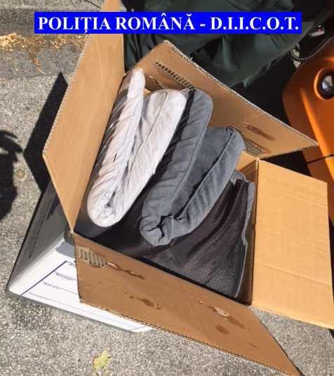 Poliţia anunţă o captură-record de droguri. Erau vândute în special în cluburile de noapte din Bucureşti 579571