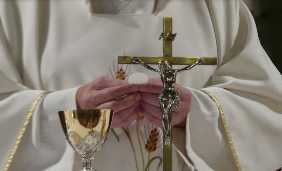 Consilier apropiat al papei Francisc: „Biserica Catolică a distrus dosare despre autori ai abuzurilor sexuale din rândurile sale”