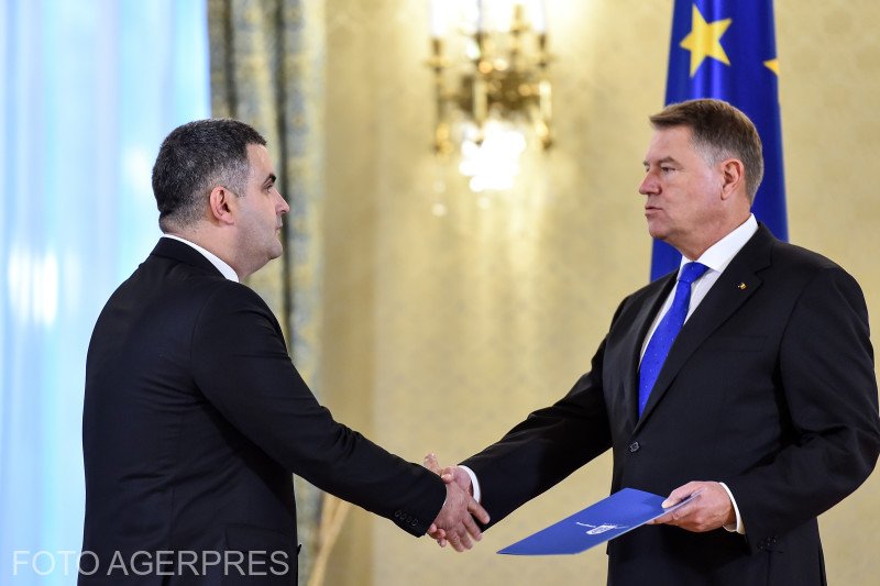 Ministrul Apărării, apel la președintele Klaus Iohannis