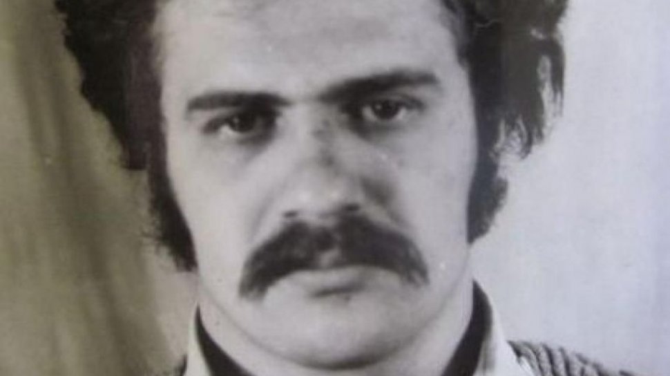 Măcelul de la Petroșani din noaptea de Mărţişor a anului 1979. Claudiu a pus în buzunarele mantalei două cuţite şi un satâr și a pornit prin oraș. Avea 22 de ani când a fost condamnat la moarte și executat