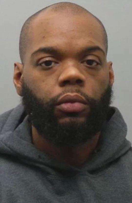 Profesorul l-a chemat pe băiatul de șapte ani într-o clasă. L-a dezbrăcat și l-a violat. Apoi a urmat ceva și mai șocant. Nicio clipă nu se gândise să se oprească doar aici (FOTO) 580874