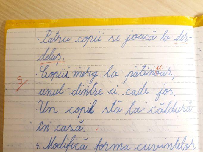  David e elev în clasa a doua, la o școală celebră din Iași. Zilele trecute a dat extemporal, dar când și-a văzut lucrarea corectată, micuțul a rămas blocat de ceea ce scrisese acolo învățătoarea. "Tati, eu unde am greșit, nu înțeleg?" 581186