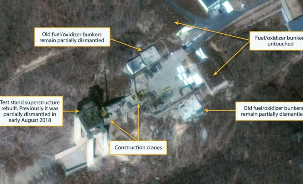 Coreea de Nord reconstruieşte o bază de lansare a rachetelor, potrivit unor imagini prin satelit