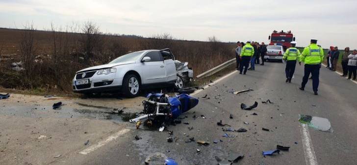 Accident cumplit în Timișoara. Un motociclist s-a stins din viață după ce a fost aruncat 10 metri într-un șanț, în urma impactului cu o mașină