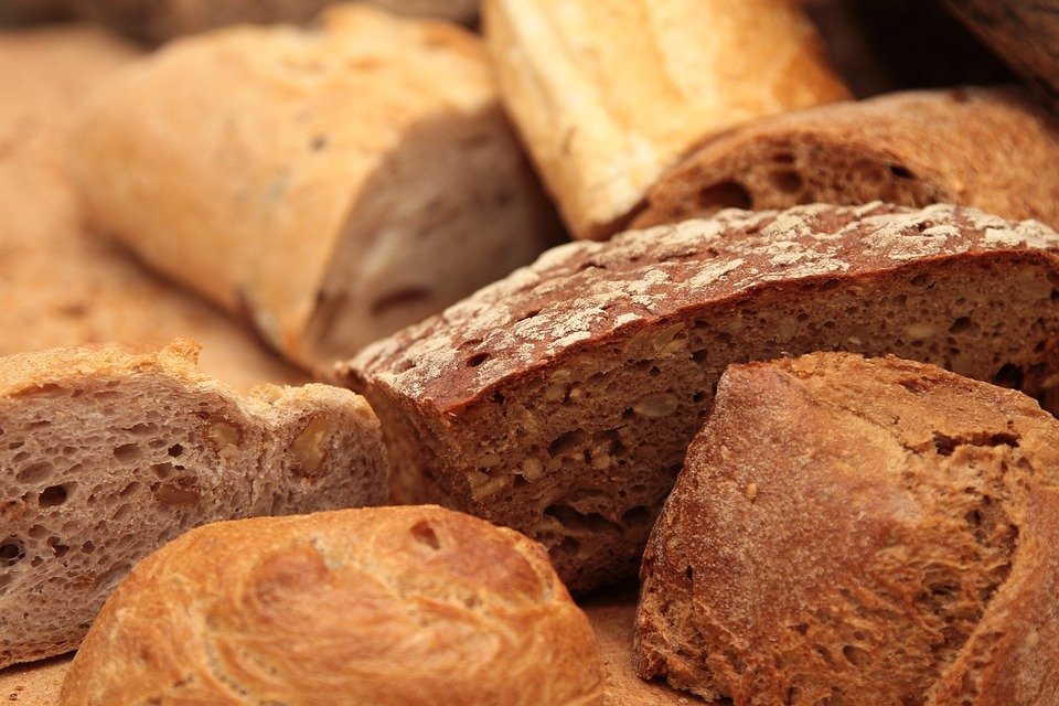Motive pentru care ar trebui să mănânci mai multă pâine. Sigur nu te gândeai la așa ceva