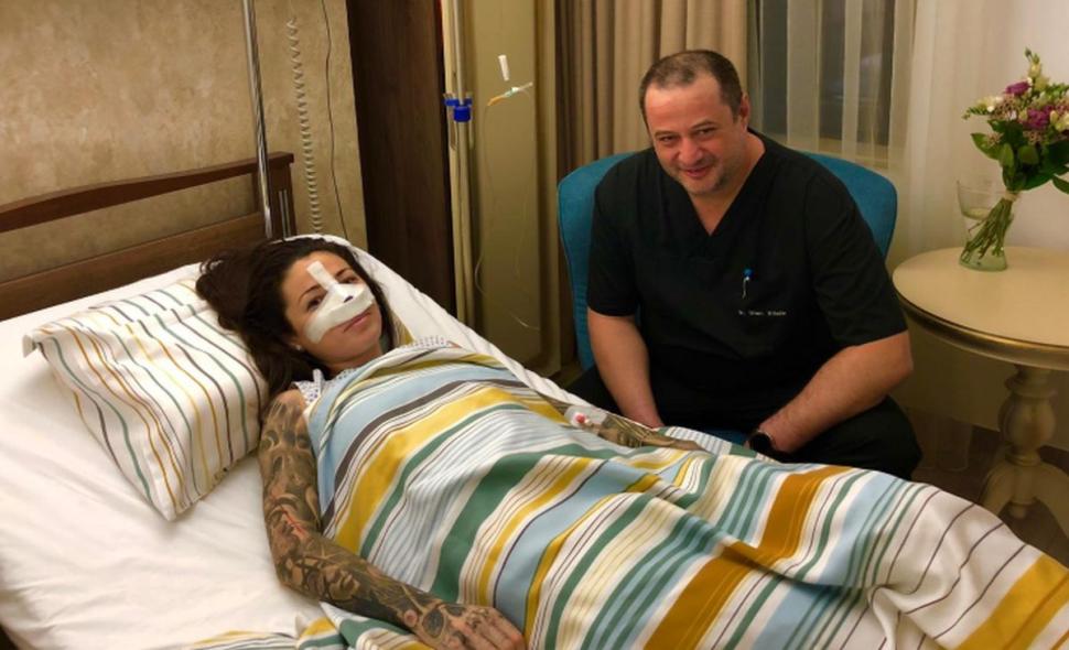 Roxana Vancea și-a făcut prima operație estetică 582983