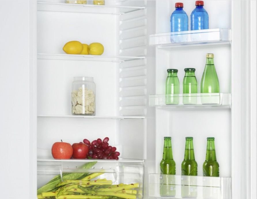 eMAG reduceri. 3 combine frigorifice grozave sub 1.000 de lei