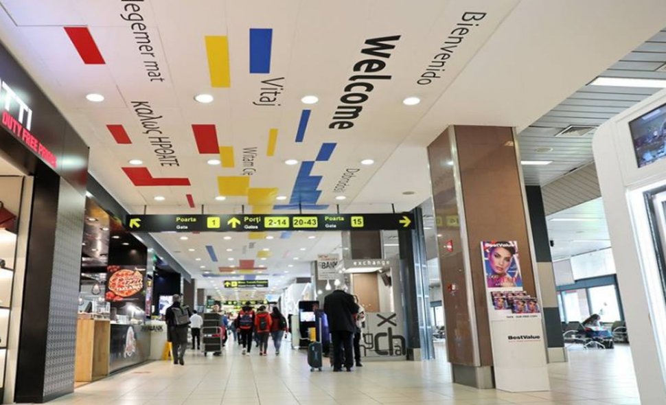 Aeroportul Otopeni: Mesajul „Bine ați venit” tradus în mai multe limbi, dar pus pe tavanul din zona „Plecări”