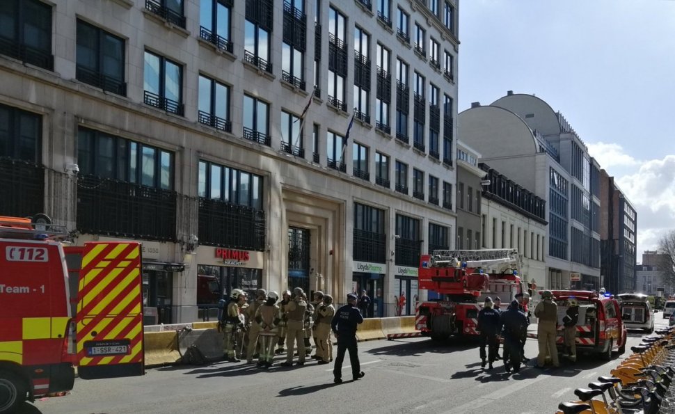Alertă cu bombă la Bruxelles, lângă Ambasada Marii Britanii. Zona a fost evacuată - FOTO
