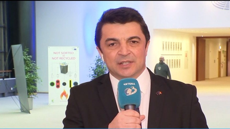Ministrul Culturii, Valer Daniel Breaz: Nu cred că Iohannis poate să meargă atât de mult în derizoriu, să vină şi să propună un referendum