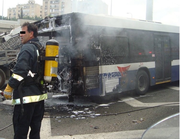 Accident teribil în China: 26 de morţi în incendiul unui autocar 