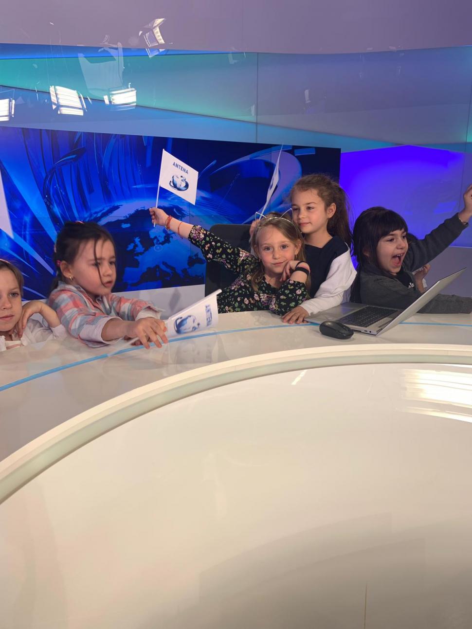 Viitorii jurnaliști, în vizită la Antena 3 și Antena 1 585345