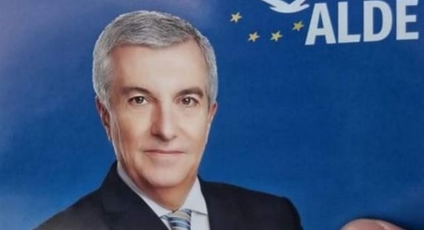 Călin Popescu Tăriceanu, reacție amuzantă la glumele apărute din cauza afișelor electorale retușate