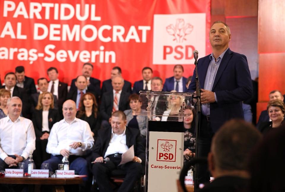 Scandal pe organizarea referendumului. Mircea Drăghici: "Legea nu ne permite decât secții de votare diferite". Ce prevede însă legea