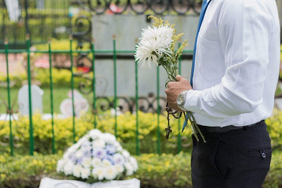 În căutare de servicii funerare în București? Iată ce trebuie să știți în prealabil! (P)
