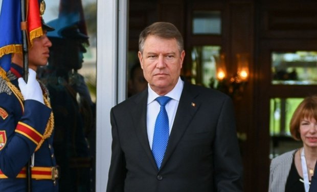Klaus Iohannis, mesaj de campanie în Parlament. Președintele atacă PSD la ședința solemnă pentru NATO
