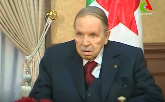 Preşedintele algerian, Abdelaziz Bouteflika, și-a dat demisia. Era la putere de 20 de ani VIDEO