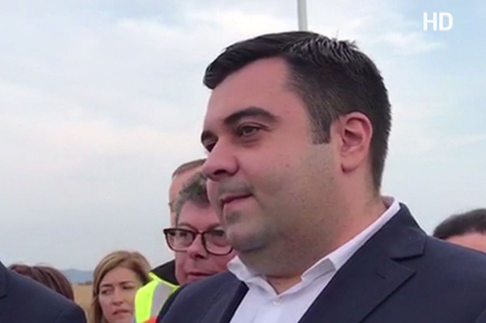 Moțiune împotriva ministrului Transporturilor, Răzvan Cuc. Opoziția îi cere demisia și îl acuză de incompetenţă 