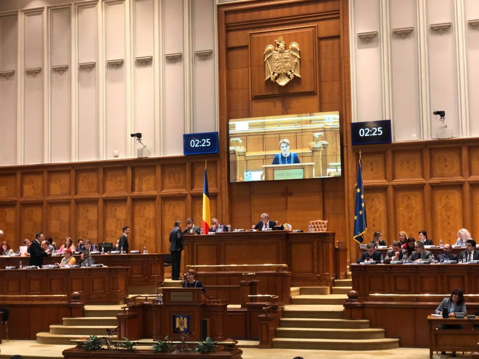 Olguța Vasilescu a votat DA la moțiunea simplă contra ministrului Transporturilor, Răzvan Cuc