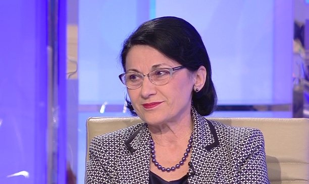 Ministrul Educaţiei, Ecaterina Andronescu: „Nu înțeleg de ce trebuie să asociem consultarea poporului cu un vot care are o miză electorală”