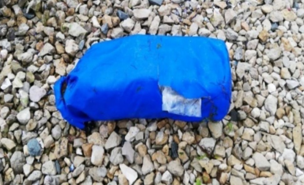 Un nou pachet cu cocaină a fost găsit în largul coastelor bulgare ale Mării Negre. Plutea ataşat de o vestă de salvare