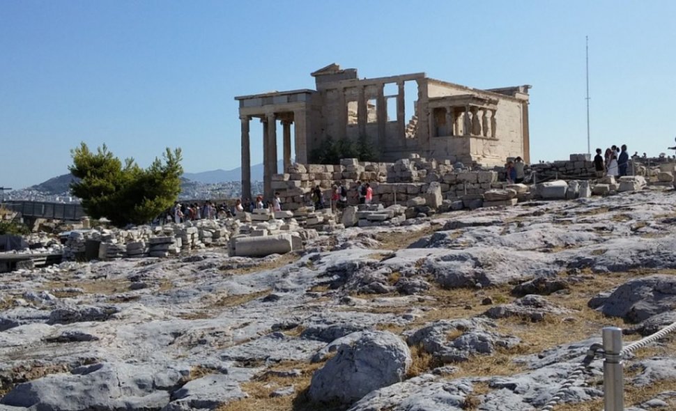 Momente de groază în Grecia. Celebrul complex arheologic de pe Acropole a fost închis