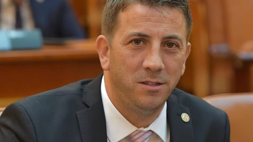 PSD mai pierde un deputat. Nicolae Georgescu își anunță trecerea la partidul lui Ponta