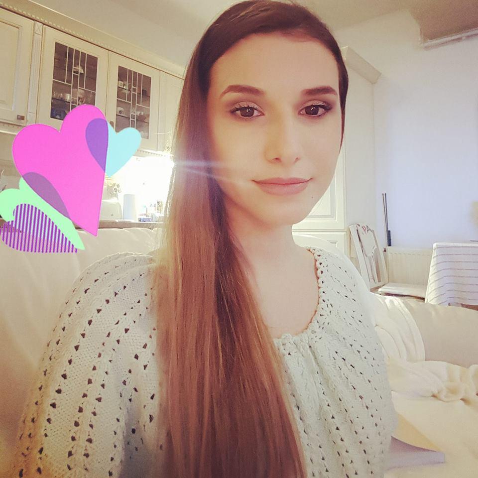 O actriță de telenovele din România, candidată pentru Parlamentul European FOTO 589953