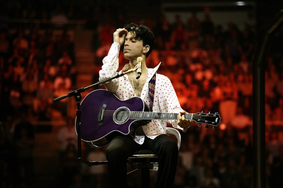 Surpriză uriașă pentru fanii lui Prince! Memoriile scrise de regretatul artist înainte de a muri vor fi putea fi citite de toată lumea