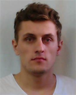 Alertă în Vrancea. Un deținut a evedat. Motivul pentru care tânărul era închis (FOTO) 590436