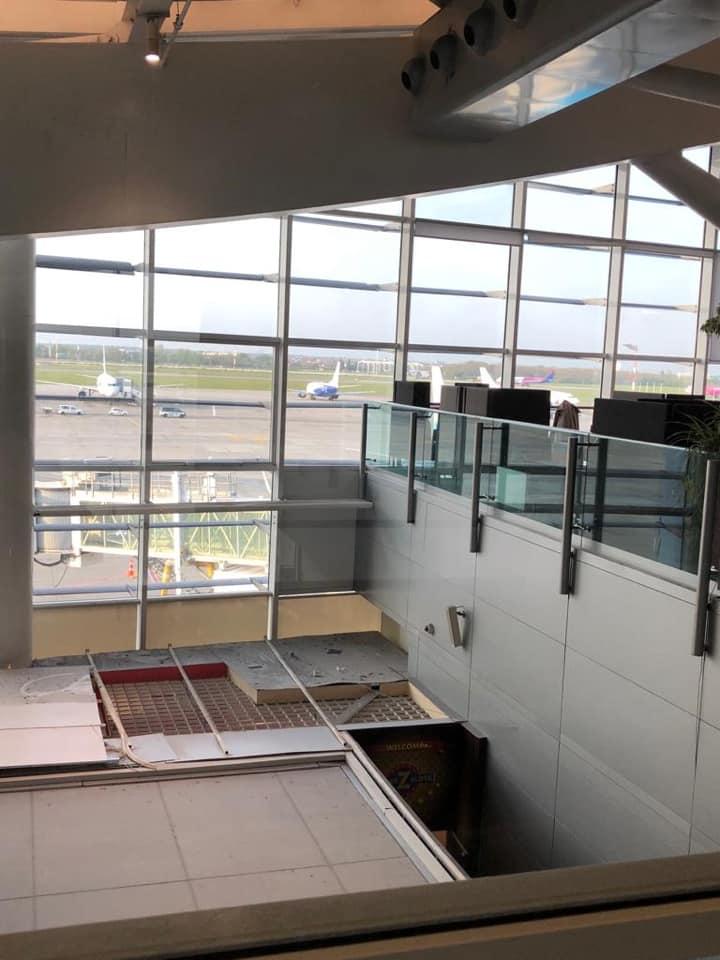 Ministrul Răzvan Cuc a găsit dezastru în aeroportul Otopeni. Imagini inedite (FOTO) 590365