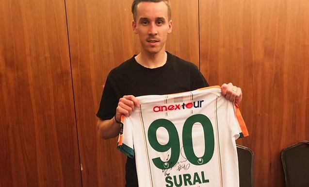 Josef Sural a murit. Cunoscut fotbalist ceh a murit într-un accident rutier petrecut în Turcia VIDEO