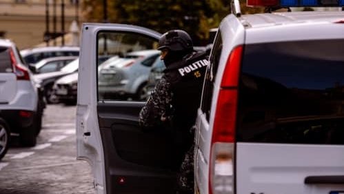 Scandal de proporții între doi vecini, în Miercurea-Ciuc. Incidentul a fost aplanat de polițiști cu focuri de armă