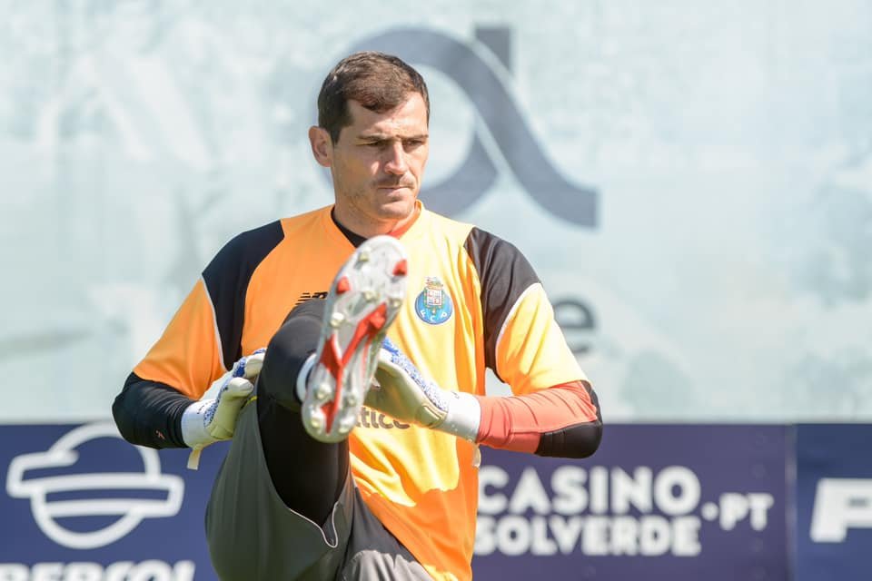 Iker Casillas a suferit un infarct la antrenamentul lui FC Porto. Starea sa este stabilă