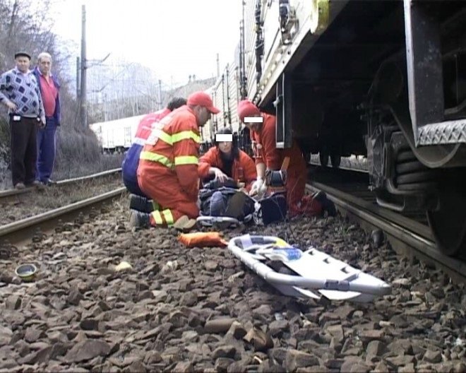 Bărbat, găsit mort într-un tren Regio spre Pitești