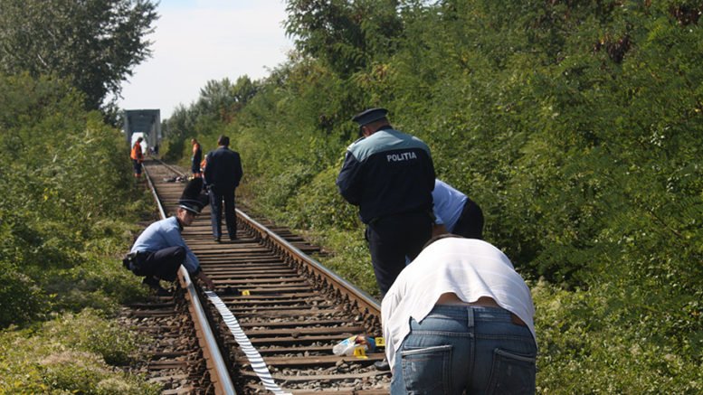 Descoperire șocantă în Satu Mare. O fată de 17 ani găsită moartă pe calea ferată