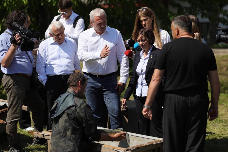 Liviu Dragnea: Vom demara rapid un program național de repopulare a Dunării și a Deltei Dunării cu cu puiet de crap, somn, șalău 594672