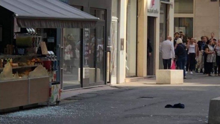Alertă în Franța.Cel puțin 13 victime, după o explozie în centrul orașului Lyon. Parchetul a indicat că deflagraţia ar fi putut fi provocată de un colet-capcană - VIDEO