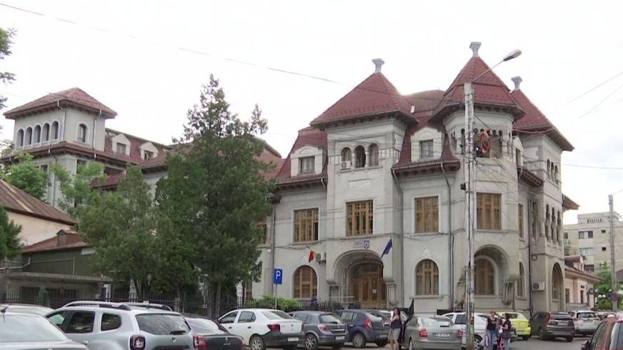 Detalii terifiante în cazul grefierei care s-a aruncat de la etajul Curții de Apel Iași