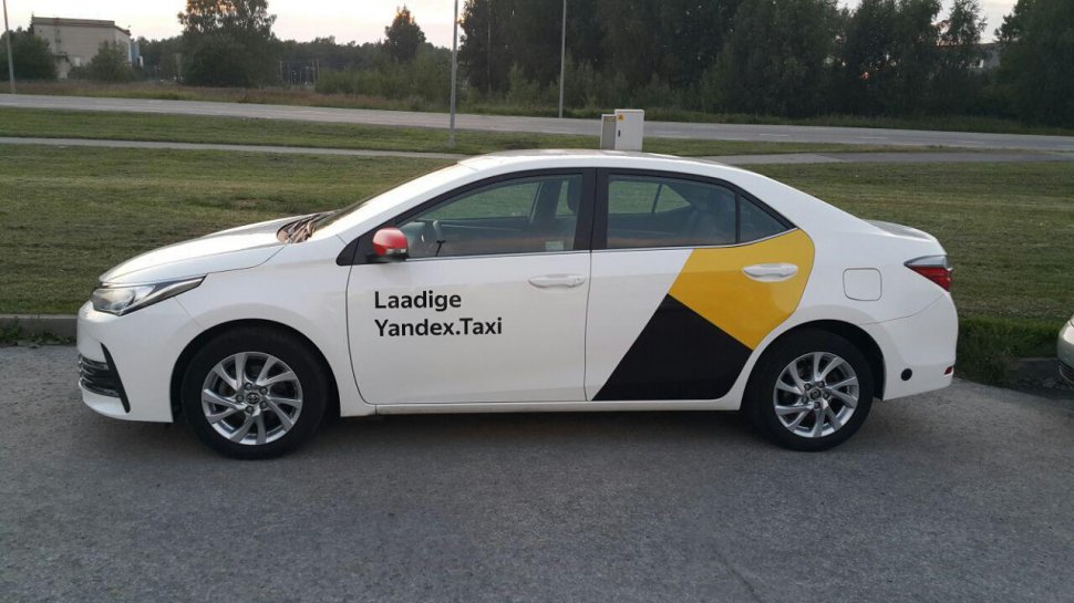 Gigantul rus Yandex intră cu aplicația de taxi Yango pe piața românească