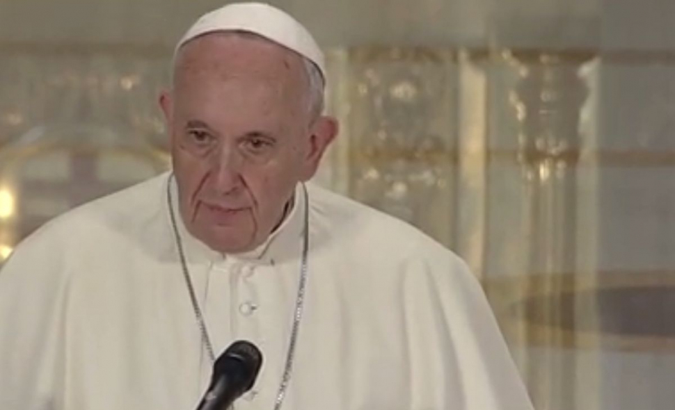 Papa Francisc, lecție de bunătate și iubire. Moment sacru la Catedrala Mântuirii Neamului - VIDEO