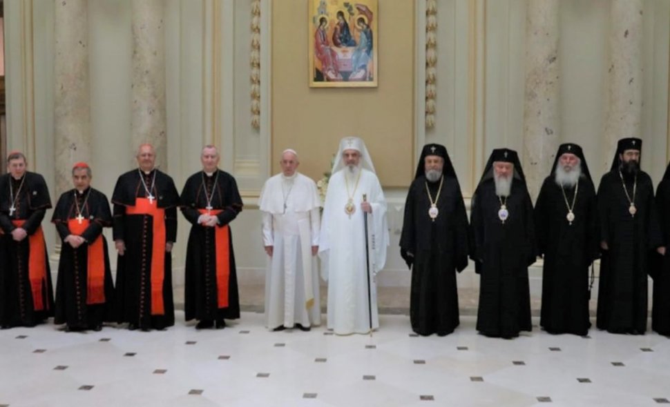 Primele imagini de la întâlnirea Papei Francisc cu Patriarhul Daniel - GALERIE FOTO și VIDEO