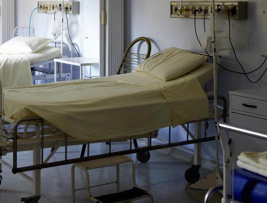Un nou caz de meningită în România. Copilul a decedat