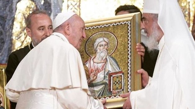 Ce a apărut pe contul de Instagram al Papei Francisc, după prima zi petrecută în România - FOTO