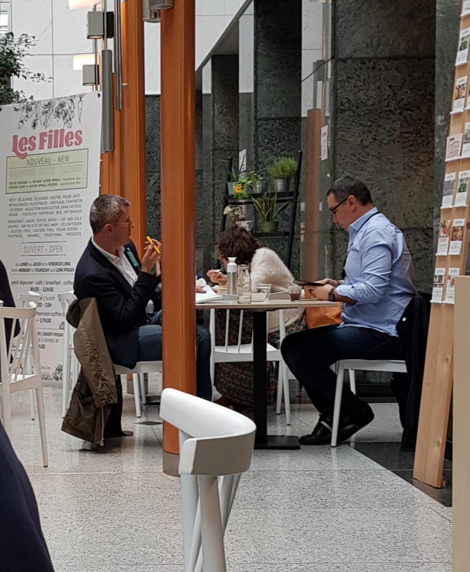 Întâlnire-șoc la Bruxelles. Dan Barna, negocieri cu Victor Ponta 597687