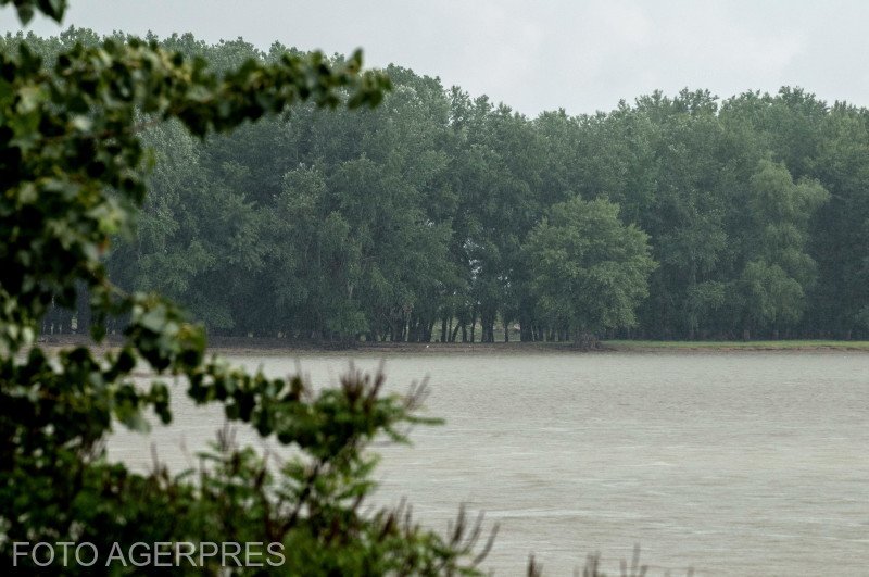 Alertă de la hidrologi! E cod portocaliu de inundaţii pe Dunăre, până pe 20 iunie