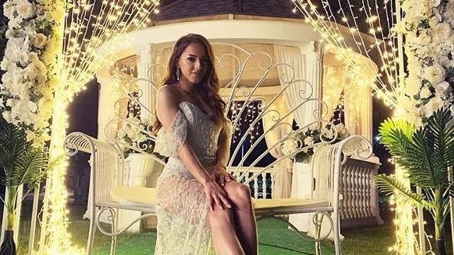 Larisa Iordache, apariție de senzație la nunta fratelui ei. A purtat o rochie transparentă și a atras toate privirile - FOTO 599840